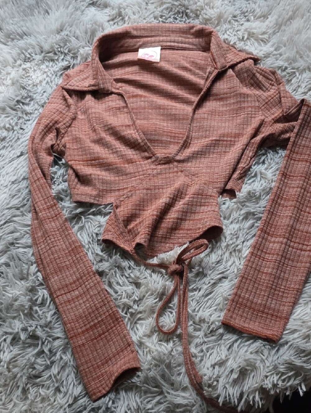 Women’s Rust Ribbed Collared Lace-Up Crop Top - Picture 3 of 5